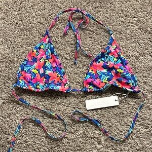 NWT Bright Swimwear bikini top